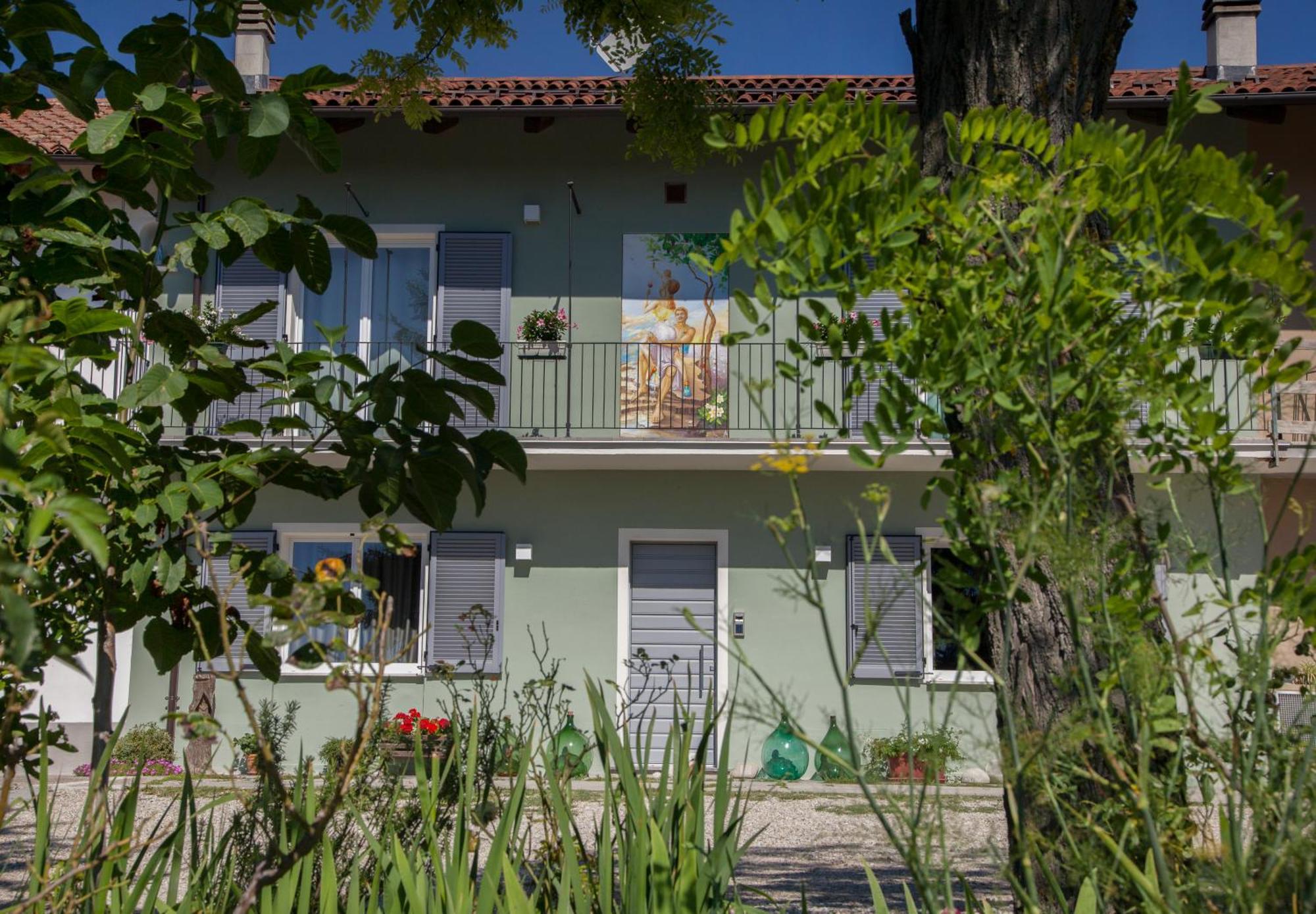 Moncrivel Rooms & Relax Benevello Buitenkant foto